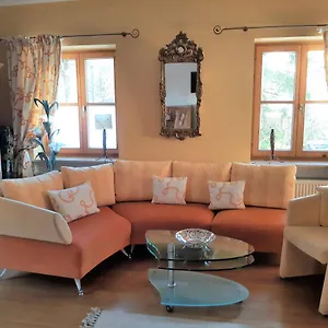 Kontaktlos - Ruhige Landhauswohnung Im Grünen By Stayfritz Apartment